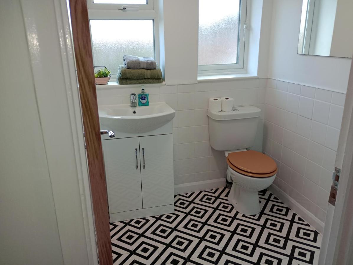 3Br House With Garden Near Bicester Village Екстер'єр фото
