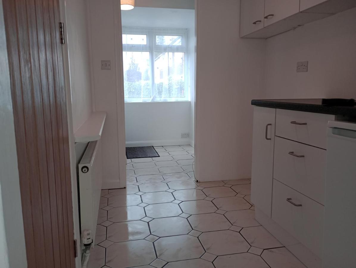 3Br House With Garden Near Bicester Village Екстер'єр фото